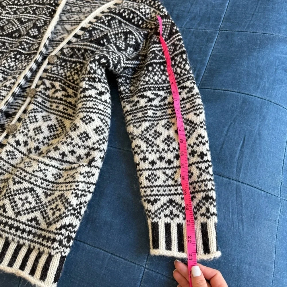 Wool Blend Long Cardigan Sweater Black white fair isle metal buttons Small